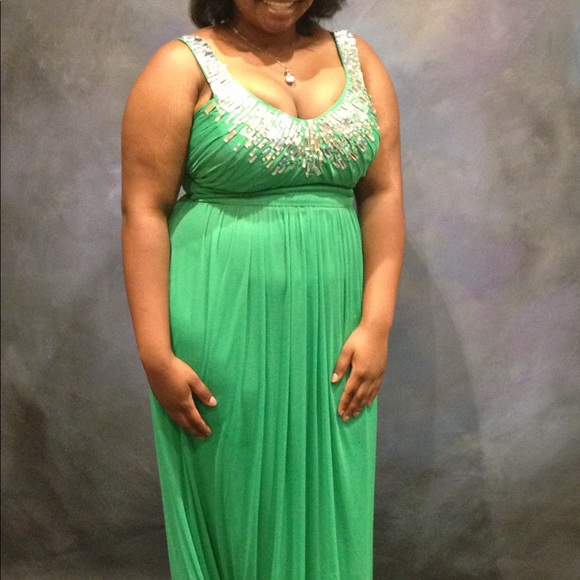 Long Green Bedazzled Prom/Evening Gown - Picture 2 of 8
